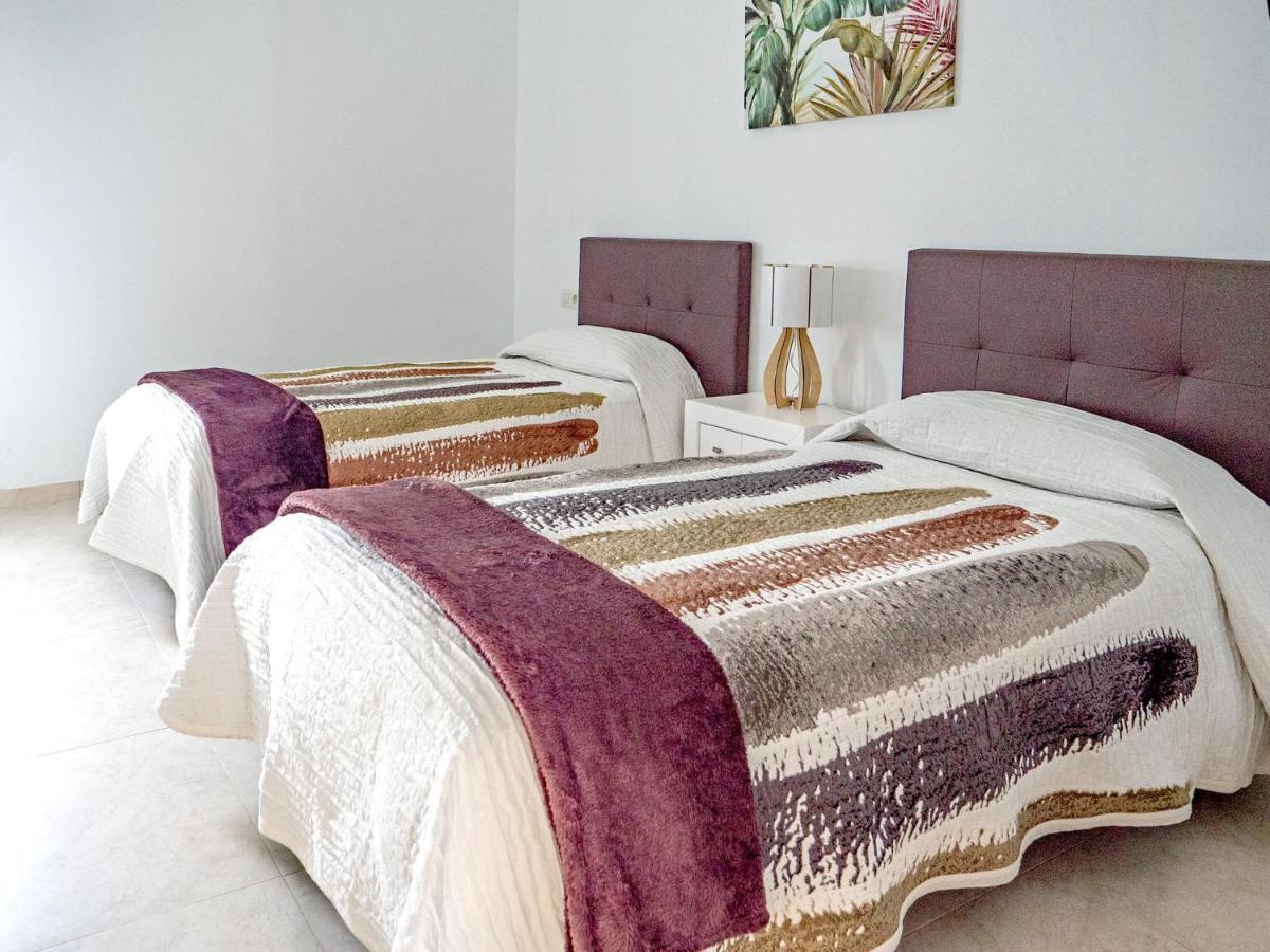 Comfortable House In Tias With Free Parking Экстерьер фото